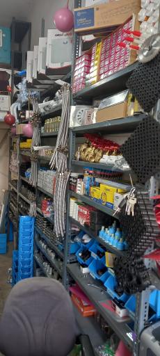 لوله و اتصالات آپادانا