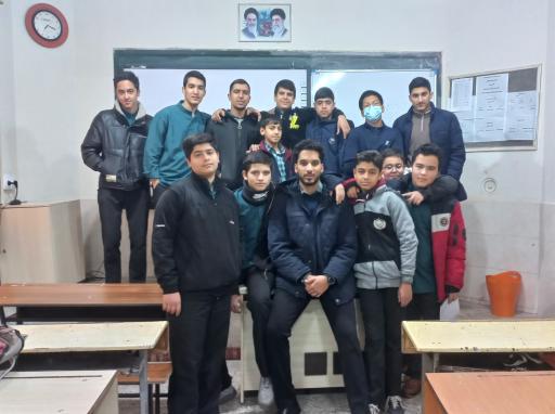 عکس دبیرستان امام حسین واحد ۳