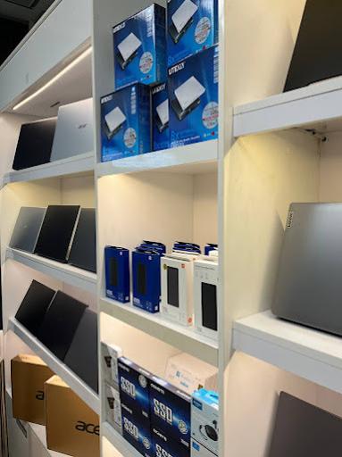 عکس پویا سیستم (نمایندگی ایسوس گیلان)