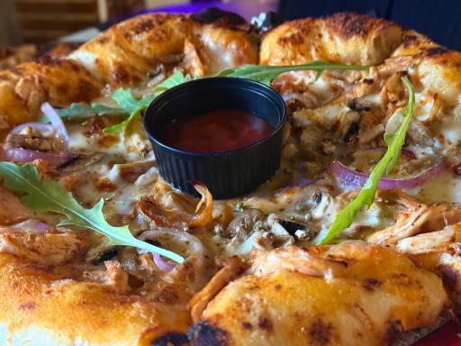 عکس کافه رستوران لئو