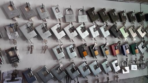 عکس قفل و کلید سازی