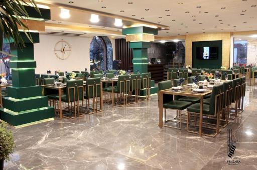 عکس کافه رستوران نیاگارا