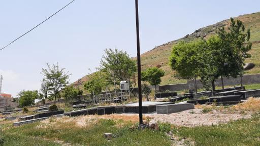 عکس آرامستان ویلا دره