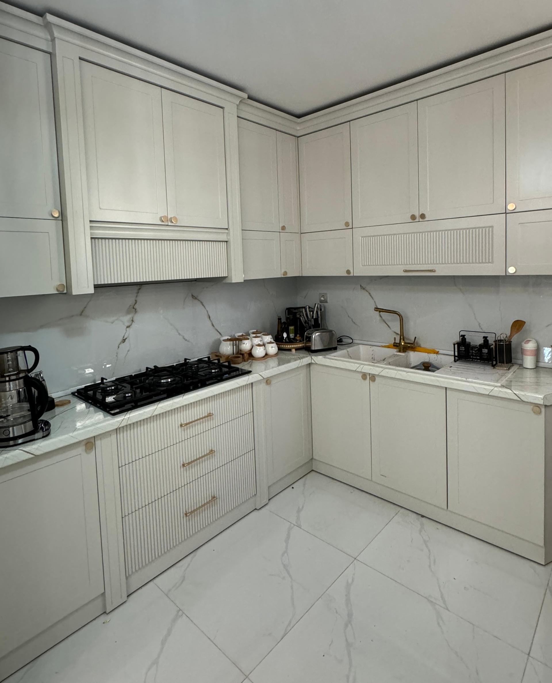 عکس چشم انداز آسمان خراش توس (کابینت راهپود)