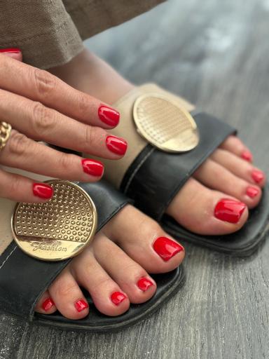 عکس خدمات ناخن ریحانه بیاتی