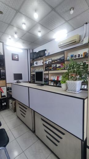 عکس دی سیستم