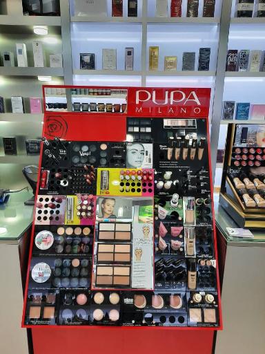 عکس آرایشی بهداشتی آراد