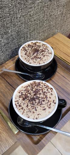 عکس کافه بستنی ویتامینه