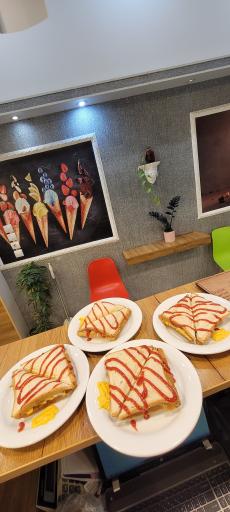 عکس کافه بستنی ویتامینه