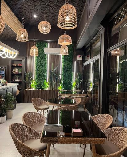 عکس کافه رستوران باران