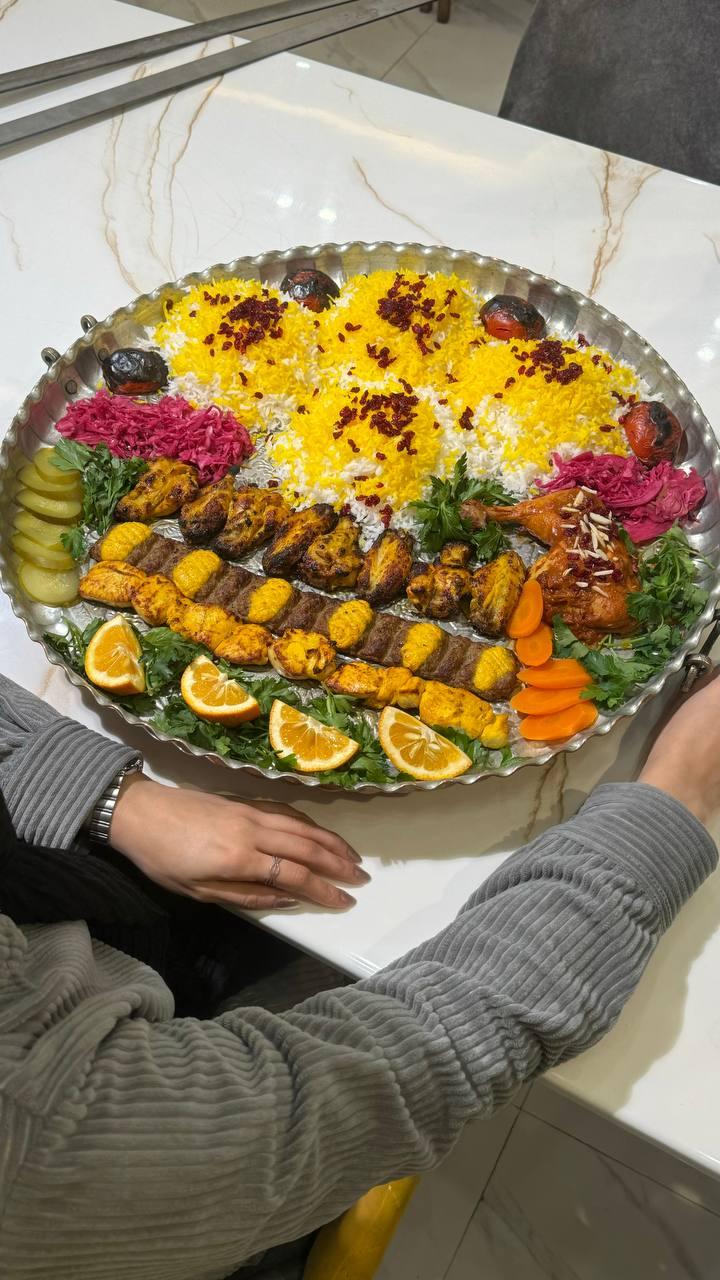 عکس رستوران بین المللی خانه غذا