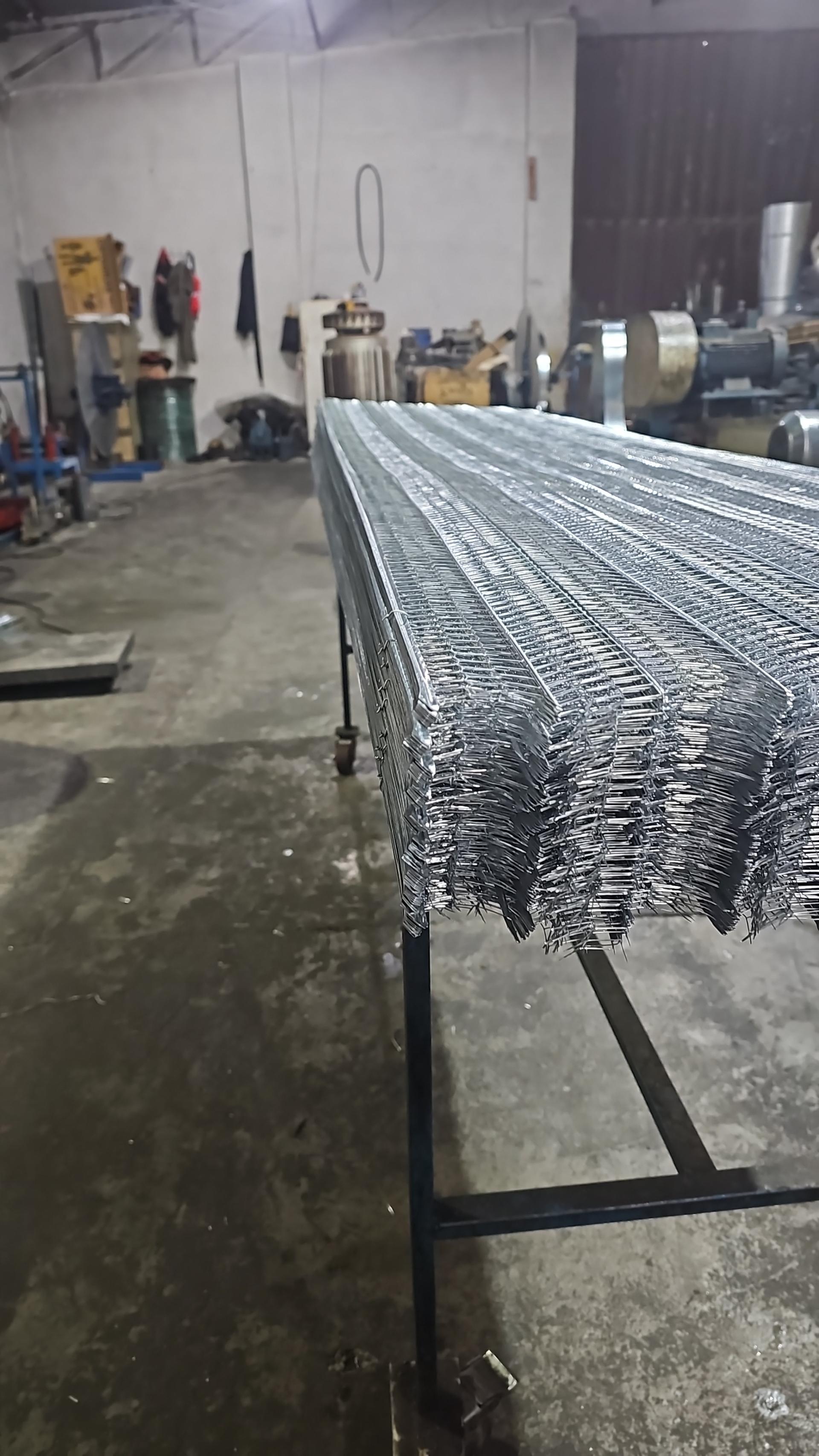 عکس کارخانه تولید رابیتس نژده