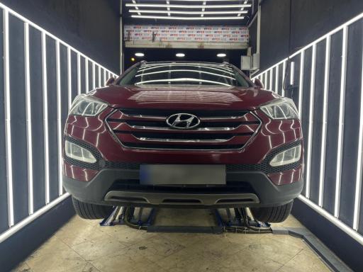 عکس کارشناسی و تشخیص رنگ خودرو کارنیک