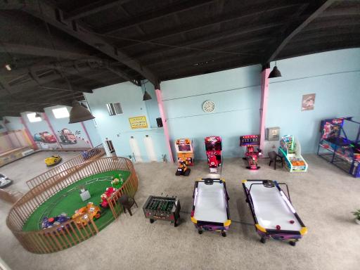 عکس شهربازی بازینو