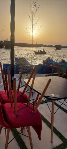 عکس کافه فست فود شب نشین