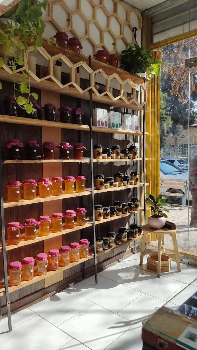 عکس فروشگاه دنیای عسل