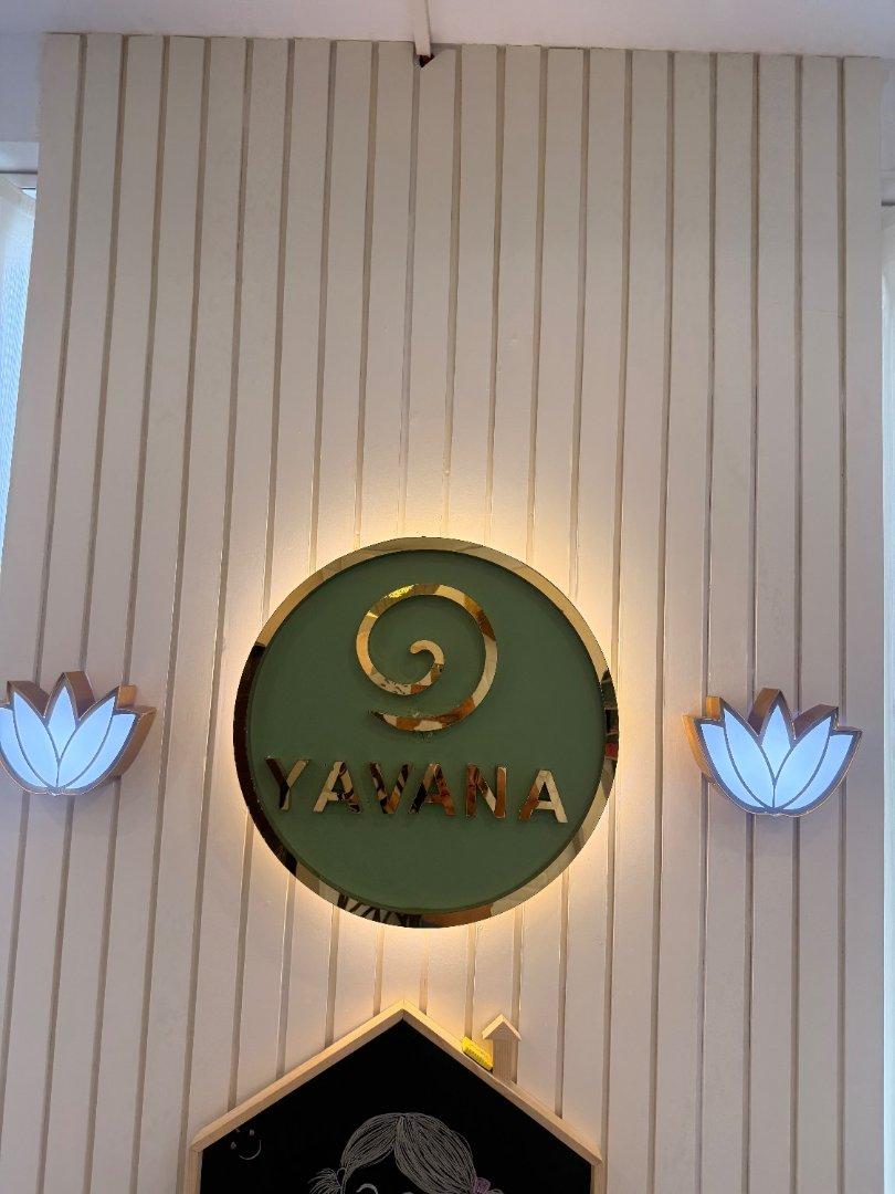 عکس باشگاه یوگا  خانه یوگا یاوانا