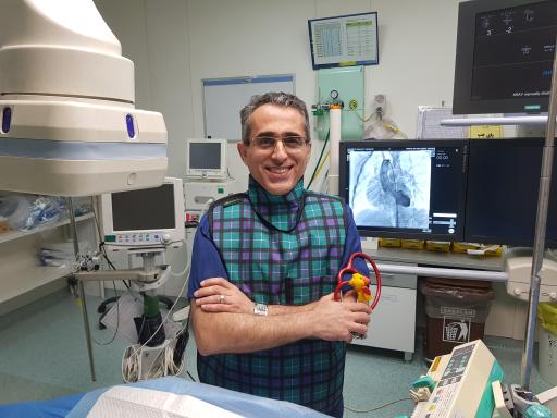 عکس دکتر فرشاد جعفری (فوق تخصص قلب کودکان و آنژیوگرافی درمانی)