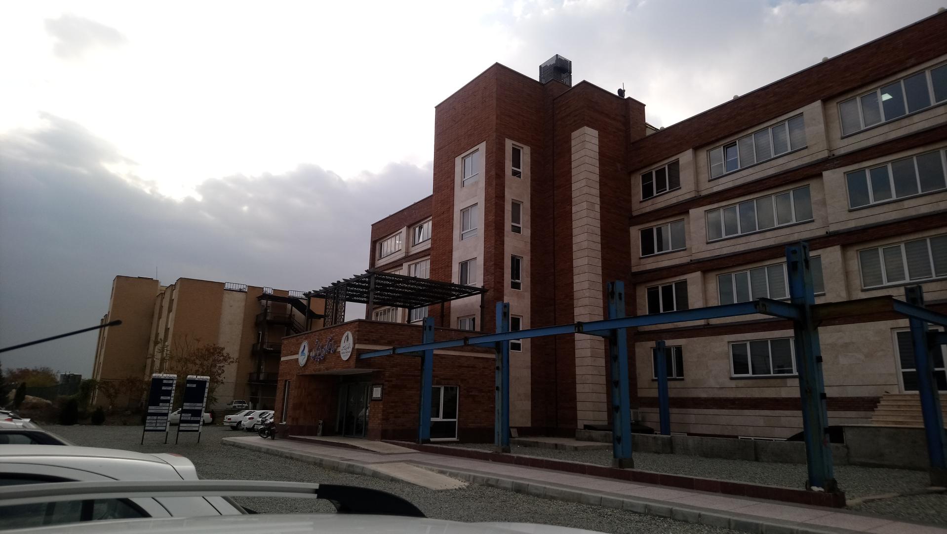 عکس شرکت زیکر