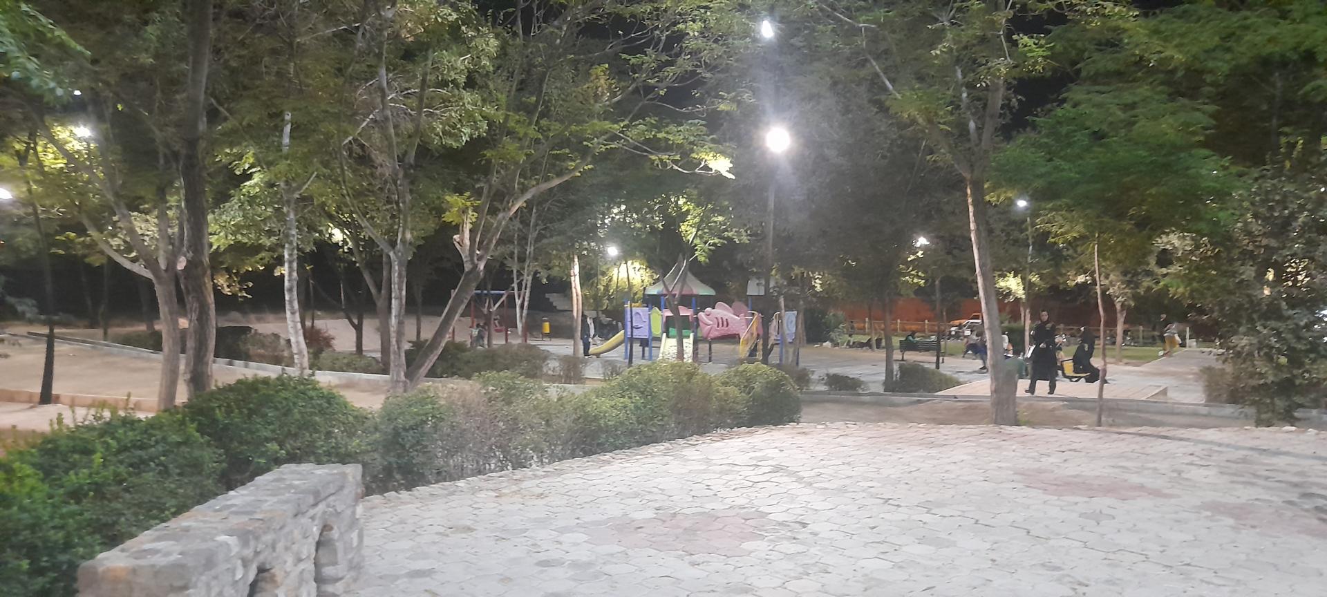 عکس بوستان امامزاده قاسم
