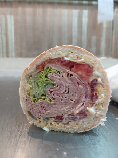 عکس ساندویچ سرد بمب الهیه 