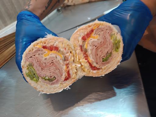 عکس ساندویچ سرد بمب الهیه 