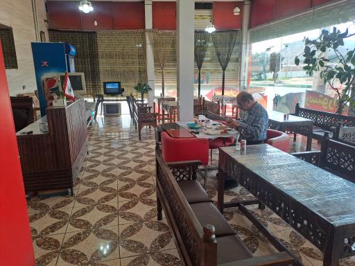 عکس رستوران پنج ستاره نمکی 