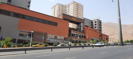 عکس مجتمع تجاری اداری مسکونی پارسه خیابان کرمانشاه