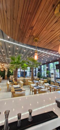 عکس کافه رستوران چهار