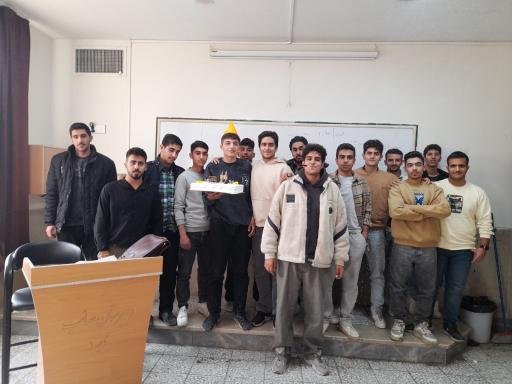 عکس دبیرستان صائب