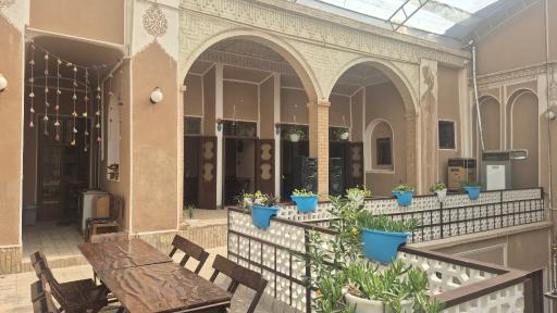 عکس هتل عمارت آذربایجان کهن