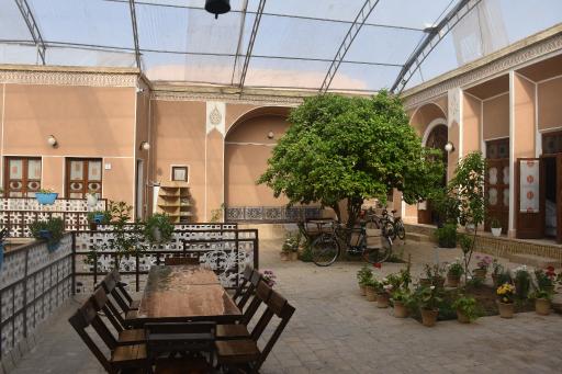 عکس هتل عمارت آذربایجان کهن