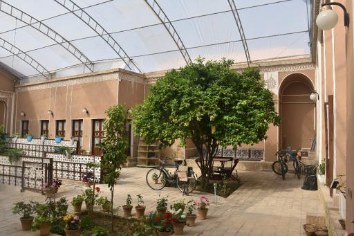 عکس هتل عمارت آذربایجان کهن