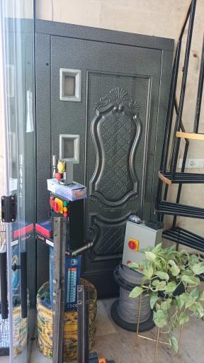 عکس آسانسور لوتوس