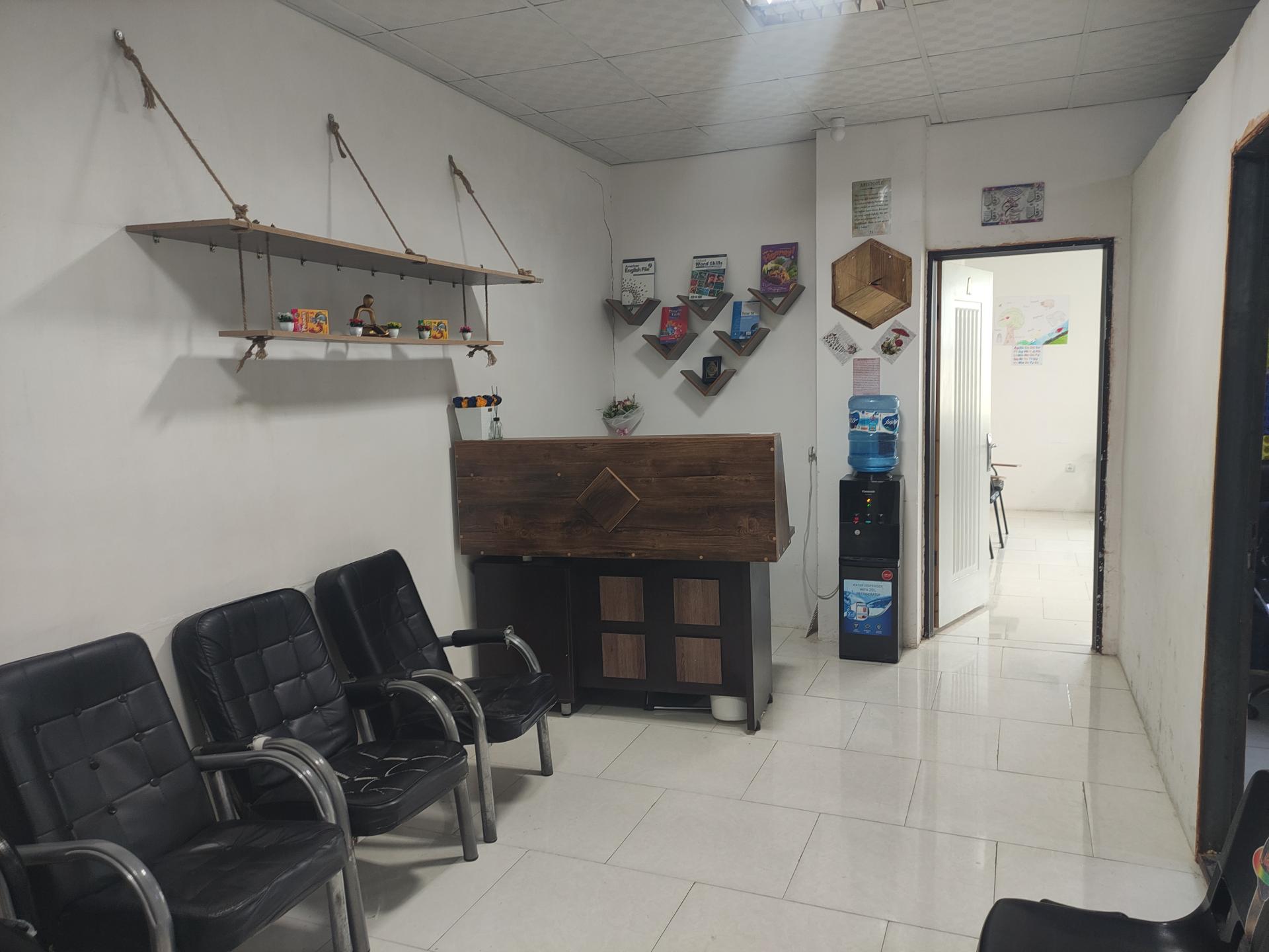 عکس آموزشگاه قلمروزبان