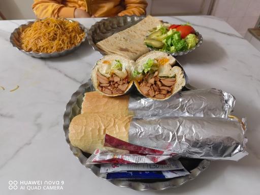 عکس ساندویچ بهزاد بندری
