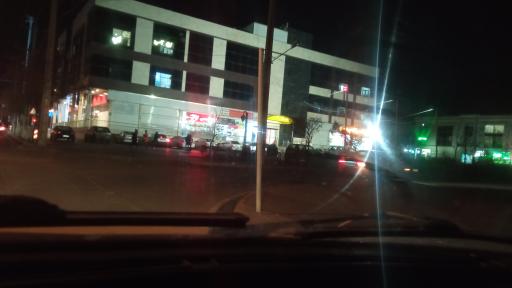 عکس مجتمع تجاری تفریحی جم