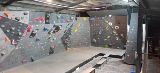 عکس باشگاه سنگنوردی بلک استون 