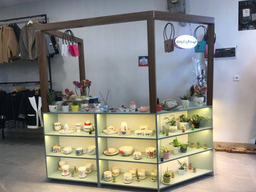 عکس پوشاک زنانه رز تی تی