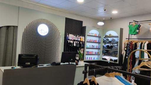 عکس پوشاک زنانه رز تی تی