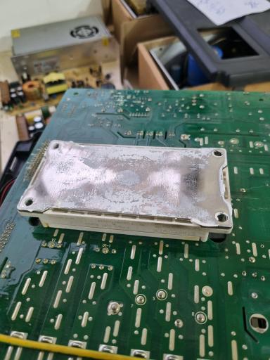 عکس تعمیرگاه لیفتراک حبیبی