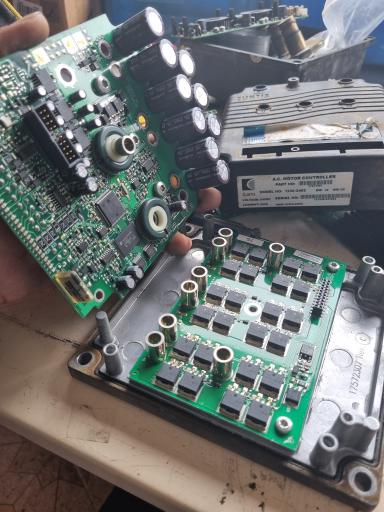 عکس تعمیرگاه لیفتراک حبیبی