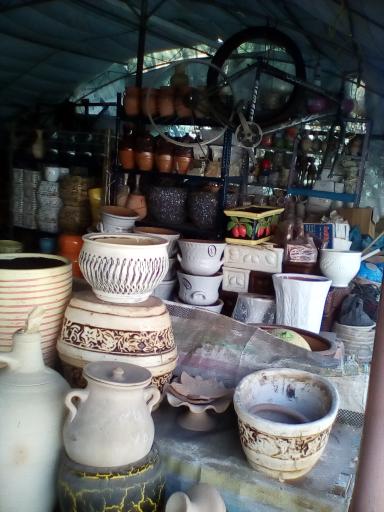 عکس فروشگاه و نمایشگاه سفالینه آراز 