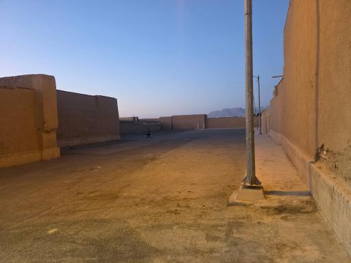 عکس پارکینگ حسینیه گازرگاه