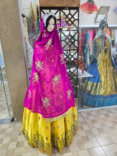 عکس بازارچه صنایع دستی شهرکرد 