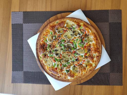 عکس رستوران ایرانی ایتالیایی