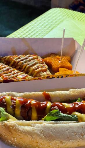 عکس فست فود کلبه دریا