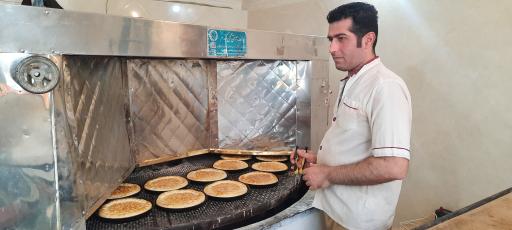 عکس شیرمال مخصوص ارومیه 