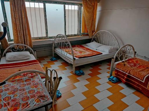 عکس مهمانپذیر بهارستان