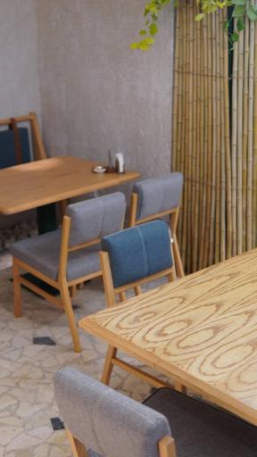 کافه مهرگان